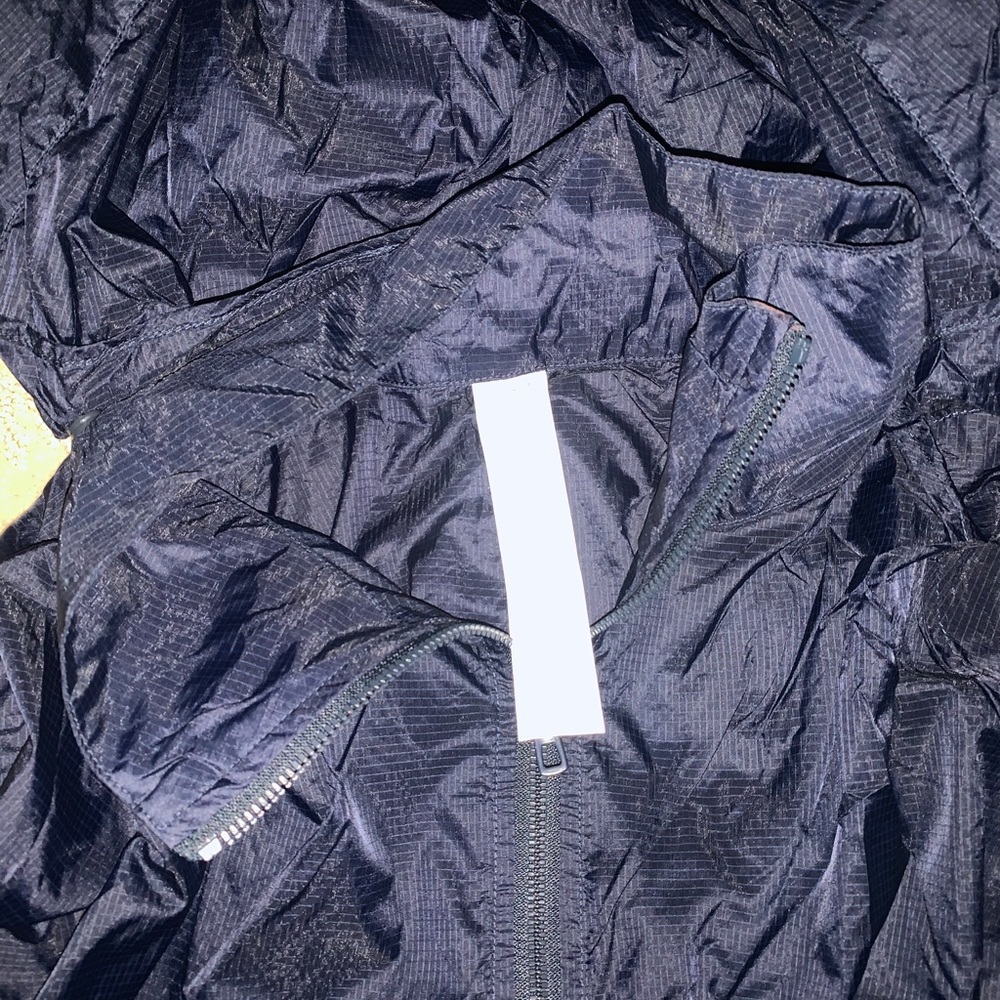 Navy Woven Jacket Fabletics - Picture 2 of 4